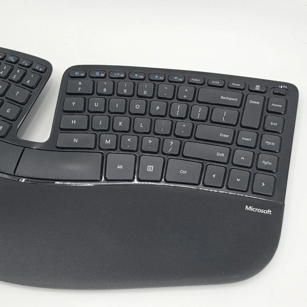 Microsoft 1559 Sculpt Ergonomic Wireless Keyboard Black No Dongle